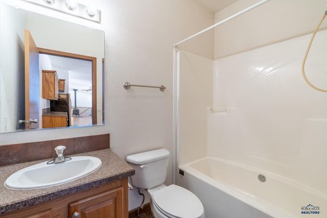 201 QUARRY RD, Four Corners, WY 82715