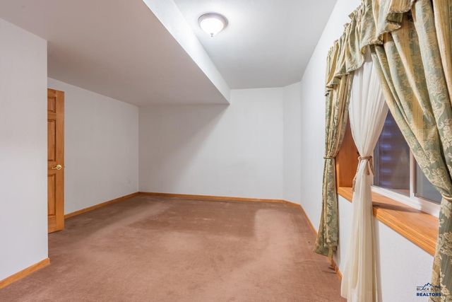 201 QUARRY RD, Four Corners, WY 82715