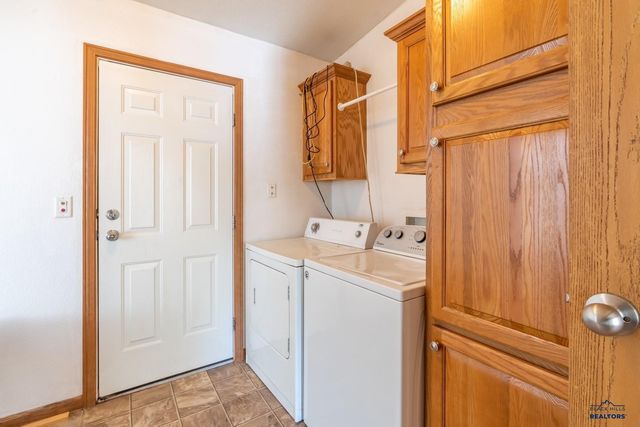 201 QUARRY RD, Four Corners, WY 82715