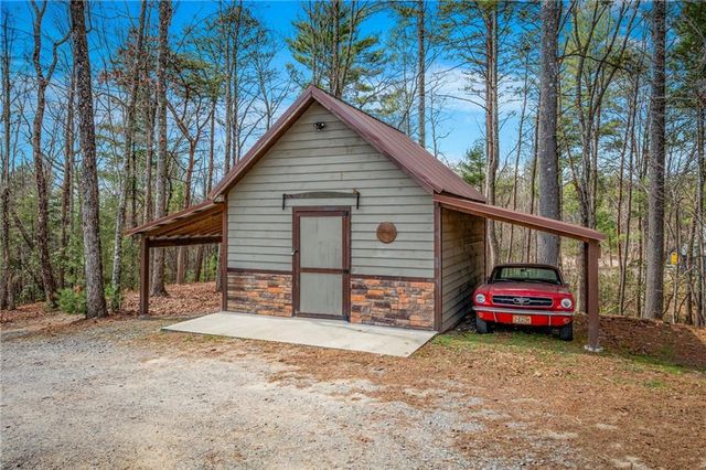 259 Red Bush School Road, Blue Ridge, GA 30513