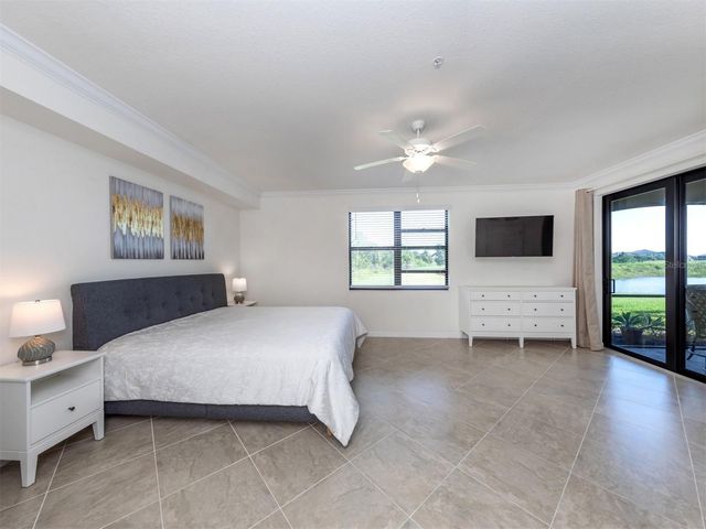 17637 GAWTHROP DRIVE 104, Bradenton, FL 34211
