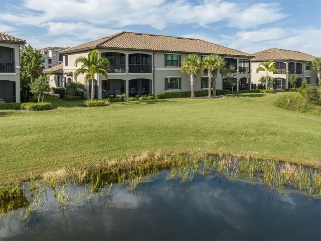 17637 GAWTHROP DRIVE 104, Bradenton, FL 34211