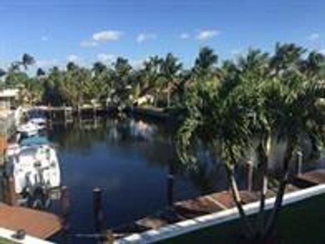 301 E Mcnab Road E 106, Pompano Beach, FL 33060