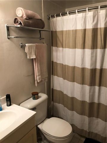 301 E Mcnab Road E 106, Pompano Beach, FL 33060