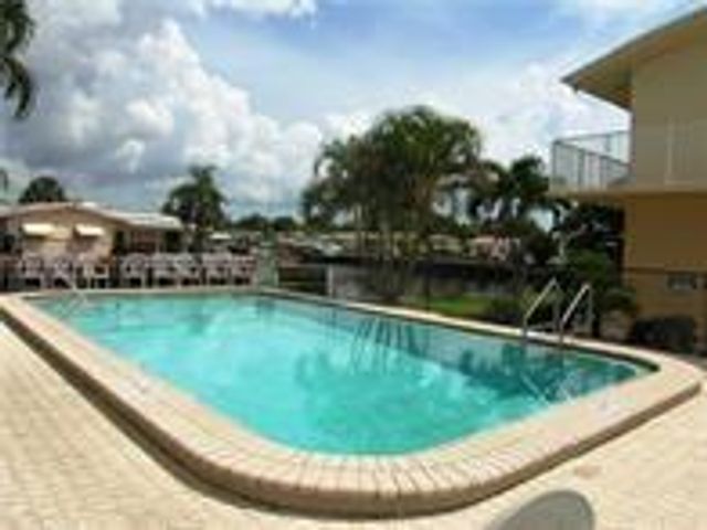 301 E Mcnab Road E 106, Pompano Beach, FL 33060