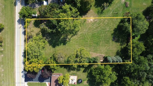 Lot 7 Hickory Nut Grove Road, Cary, IL 60013