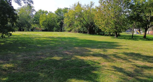 Lot 7 Hickory Nut Grove Road, Cary, IL 60013