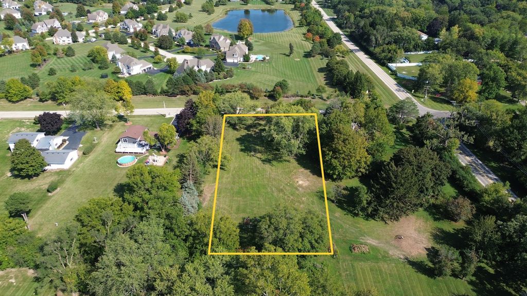 Lot 7 Hickory Nut Grove Road, Cary, IL 60013