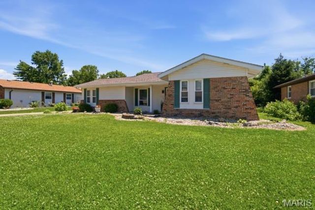 3232 Newell Drive, Granite City, IL 62040