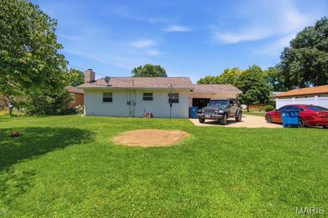 3232 Newell Drive, Granite City, IL 62040