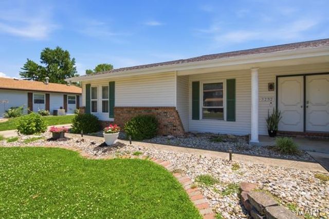 3232 Newell Drive, Granite City, IL 62040