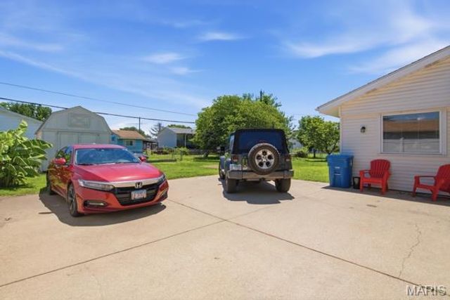 3232 Newell Drive, Granite City, IL 62040