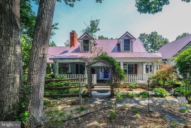 148 GREEN HILL RIDGE CT, Front Royal, VA 22630