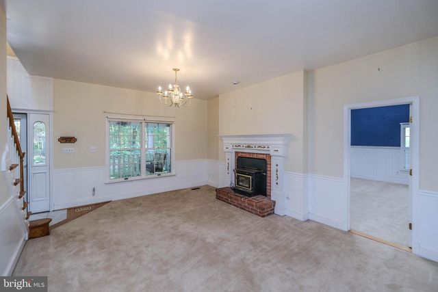 148 GREEN HILL RIDGE CT, Front Royal, VA 22630