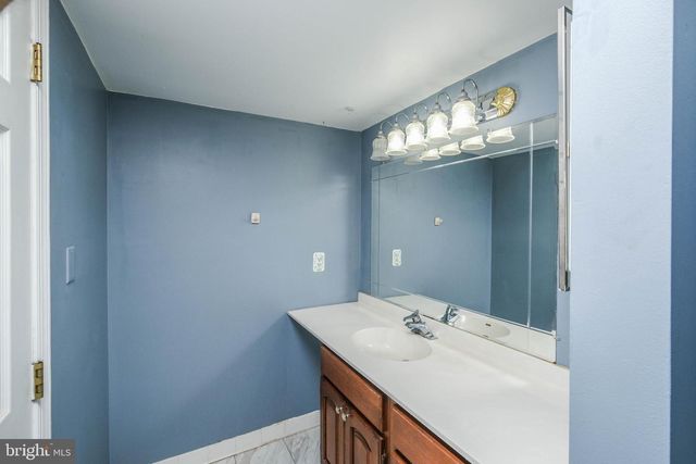 148 GREEN HILL RIDGE CT, Front Royal, VA 22630