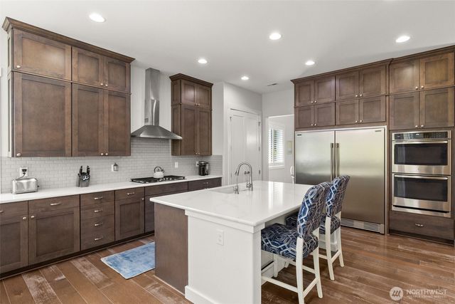4452 Campus Drive NE, Lacey, WA 98516