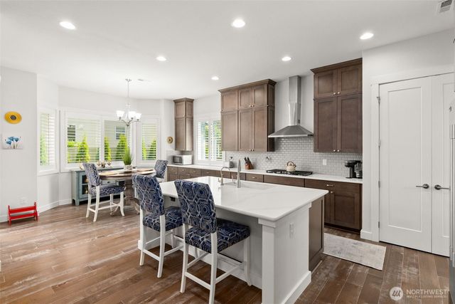 4452 Campus Drive NE, Lacey, WA 98516