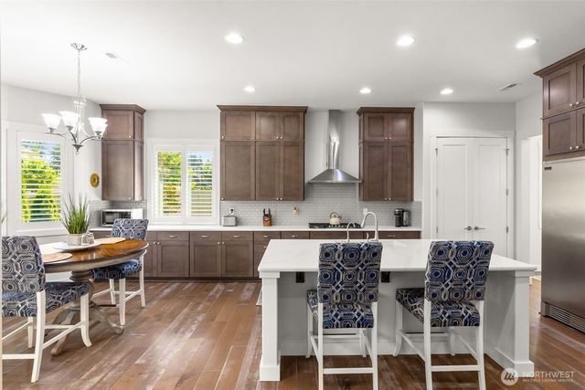 4452 Campus Drive NE, Lacey, WA 98516