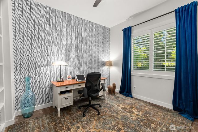 4452 Campus Drive NE, Lacey, WA 98516