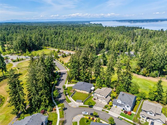 4452 Campus Drive NE, Lacey, WA 98516