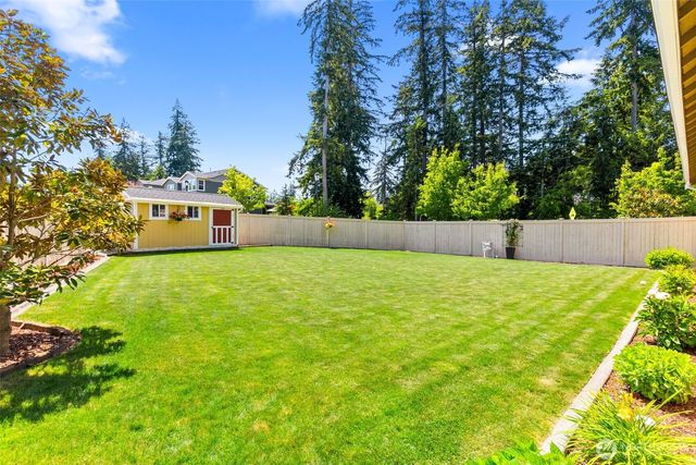 4452 Campus Drive NE, Lacey, WA 98516