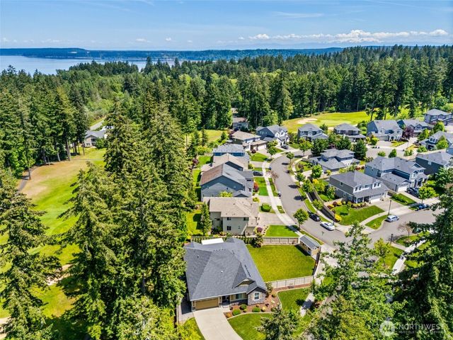4452 Campus Drive NE, Lacey, WA 98516