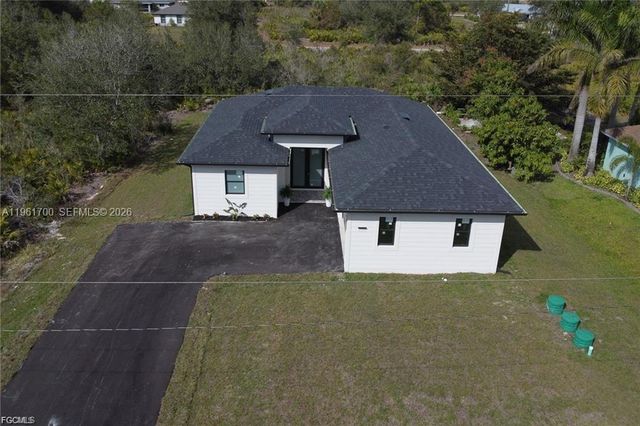 2504 62nd st W, Lehigh Acres, FL 33971
