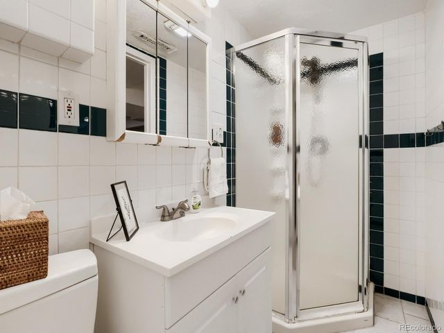 5533 Raritan Way, Denver, CO 80221