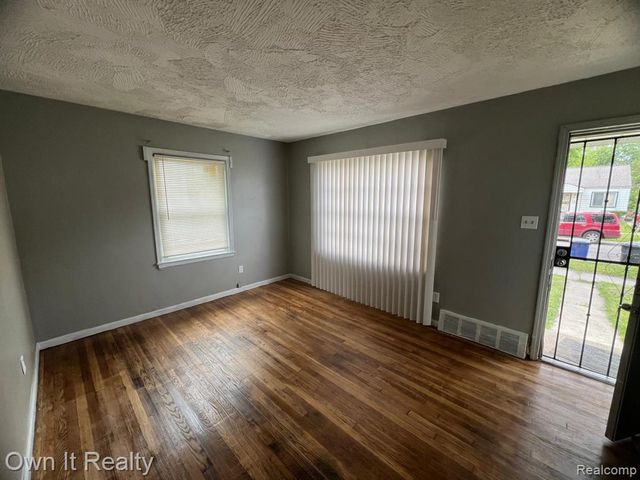 8620 Fielding Street, Detroit, MI 48228