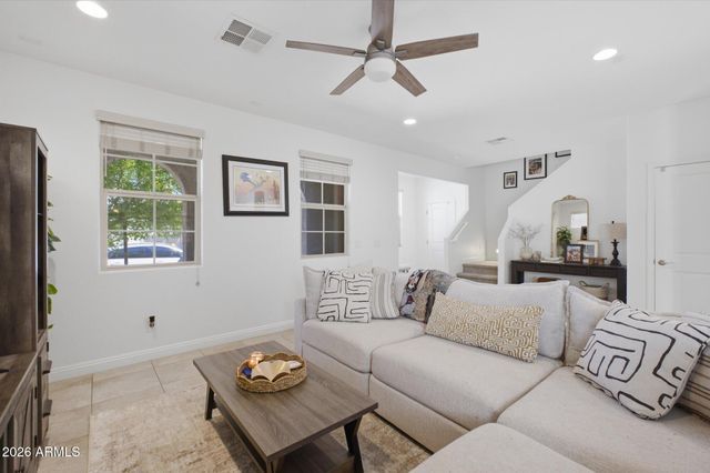 6851 E BOISE Street, Mesa, AZ 85207