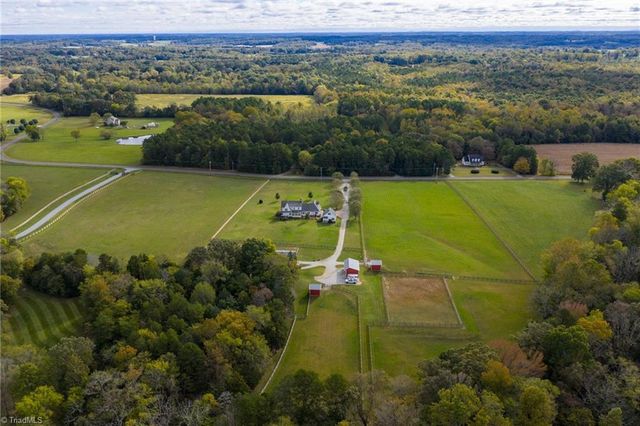 400 Ratledge Road, Mocksville, NC 27028