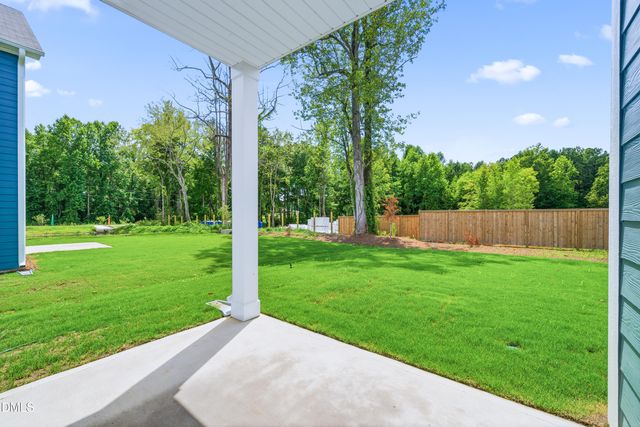 49 Chardonnay Drive, Lillington, NC 27546