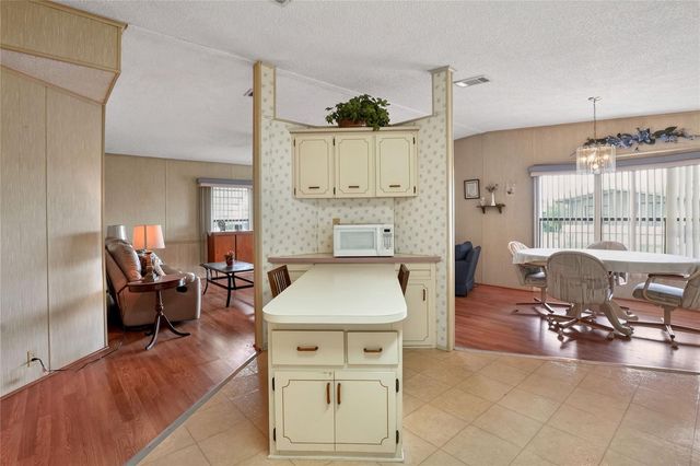 6473 PEPPERTREE PATH NE, Winter Haven, FL 33881