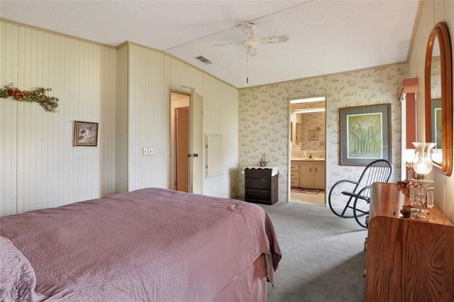 6473 PEPPERTREE PATH NE, Winter Haven, FL 33881