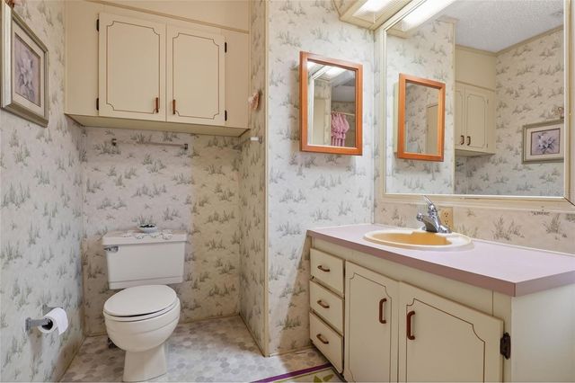 6473 PEPPERTREE PATH NE, Winter Haven, FL 33881