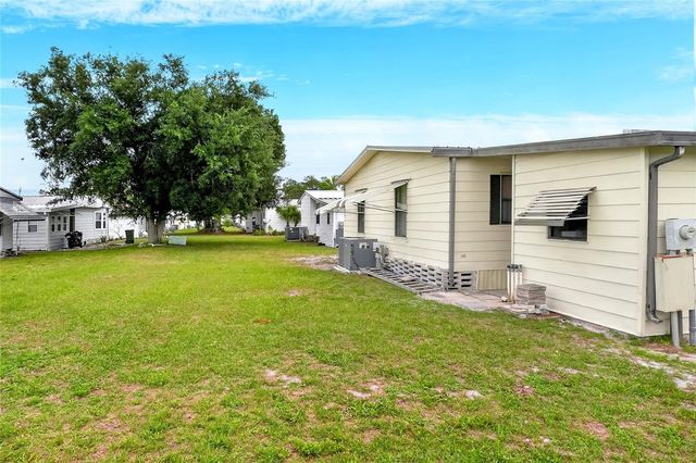 6473 PEPPERTREE PATH NE, Winter Haven, FL 33881