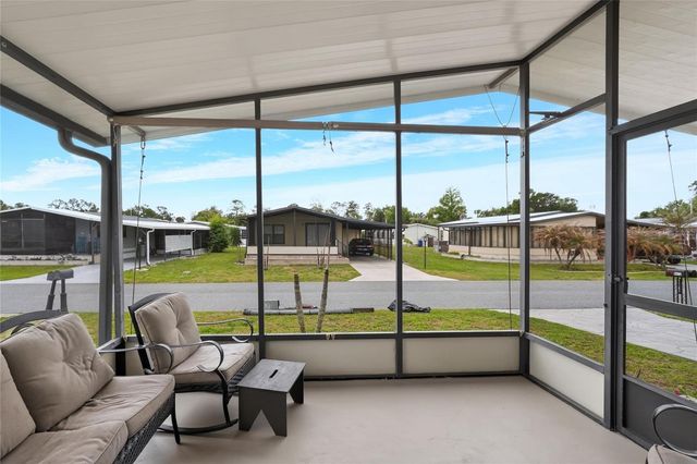 6473 PEPPERTREE PATH NE, Winter Haven, FL 33881