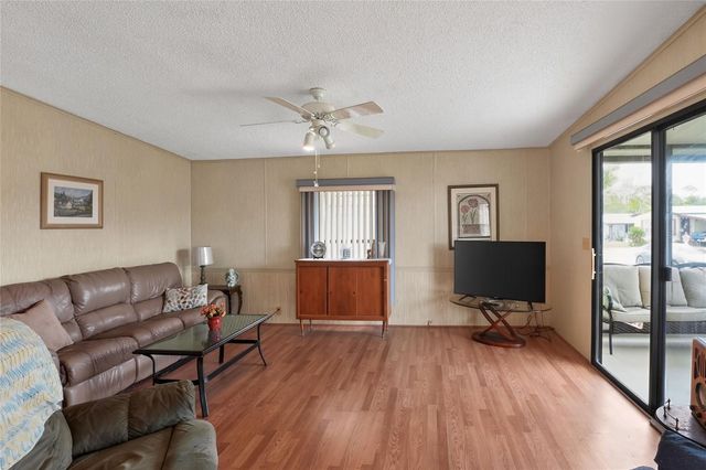 6473 PEPPERTREE PATH NE, Winter Haven, FL 33881