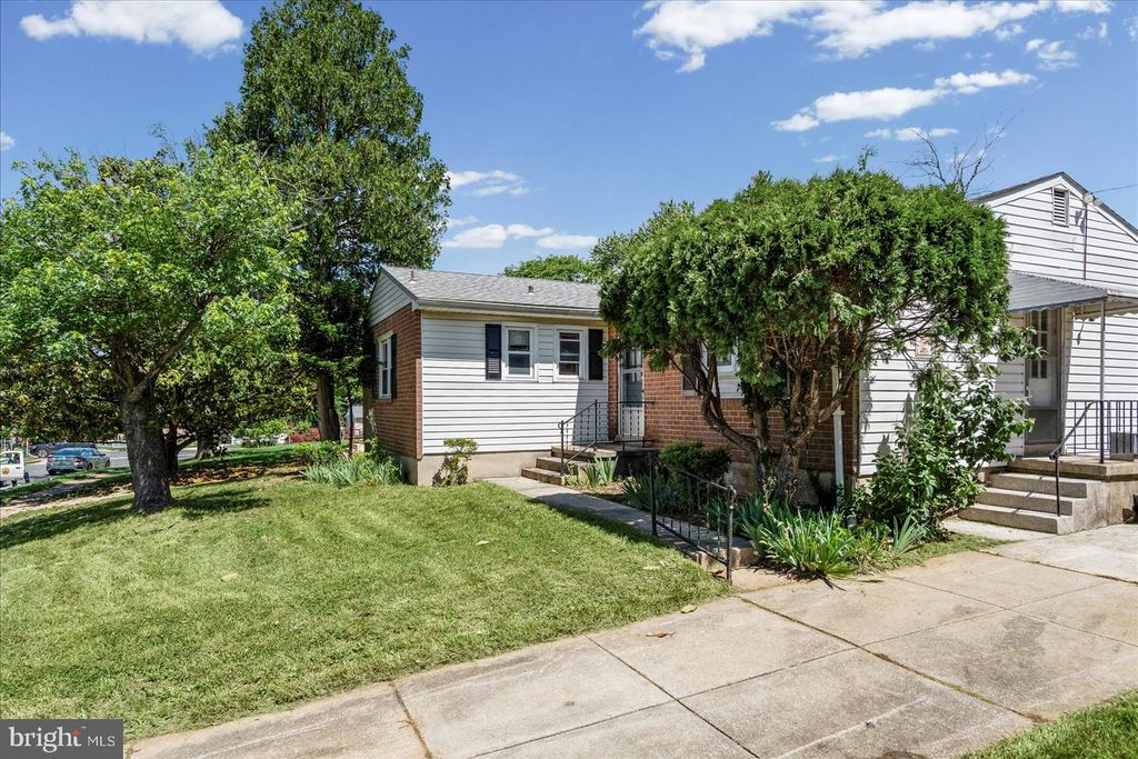 Image 25 of property listing at 8407 MAYMEADOW CT, Baltimore, MD 21244