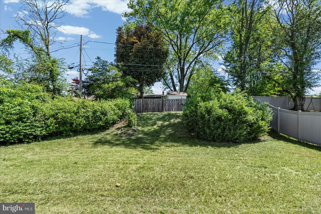 Image 28 of property listing at 8407 MAYMEADOW CT, Baltimore, MD 21244