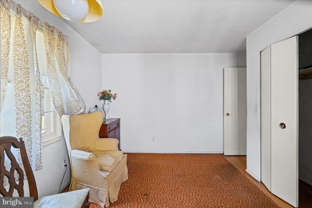 Image 6 of property listing at 8407 MAYMEADOW CT, Baltimore, MD 21244