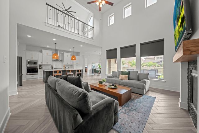 222 Patina Sorrel Drive, Montgomery, TX 77316