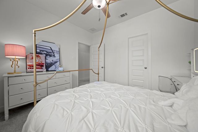 222 Patina Sorrel Drive, Montgomery, TX 77316