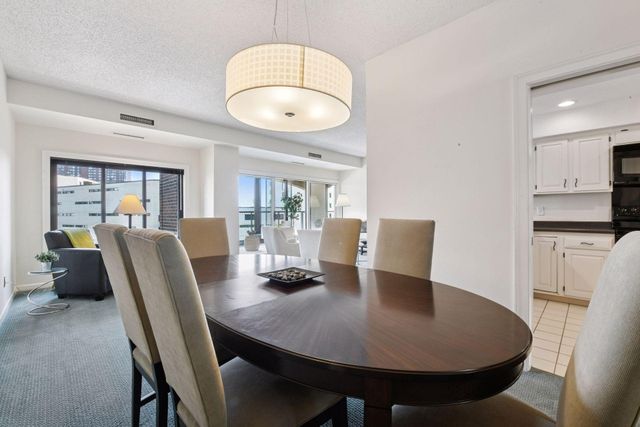 1201 Yale Place 407, Minneapolis, MN 55403