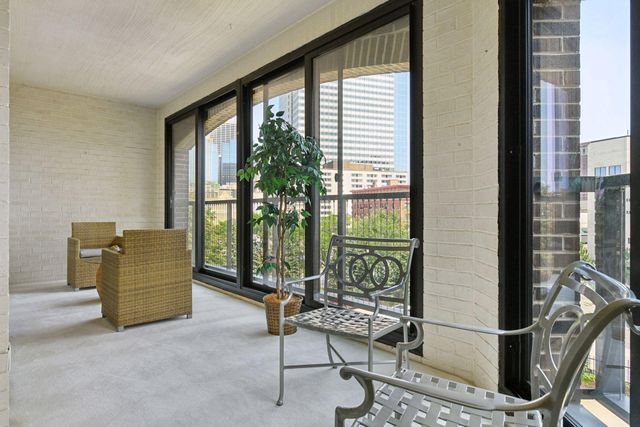 1201 Yale Place 407, Minneapolis, MN 55403