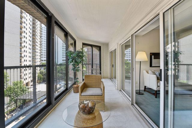 1201 Yale Place 407, Minneapolis, MN 55403