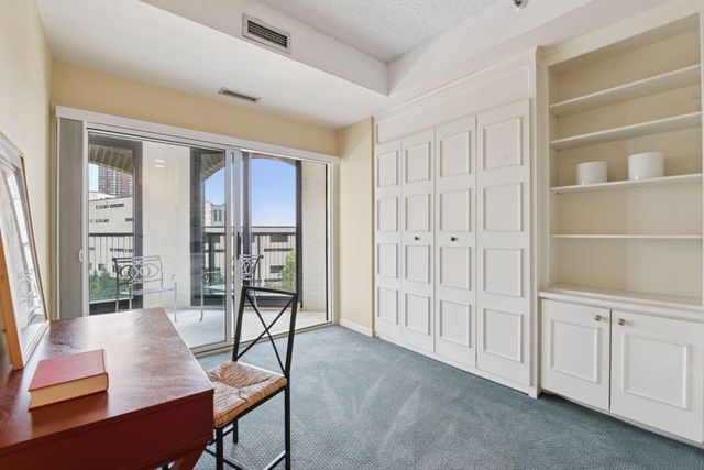 1201 Yale Place 407, Minneapolis, MN 55403