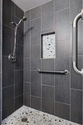 1201 Yale Place 407, Minneapolis, MN 55403