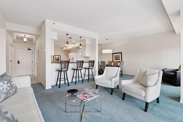 1201 Yale Place 407, Minneapolis, MN 55403