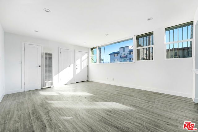 317 S Kenmore Avenue 1, Los Angeles, CA 90020